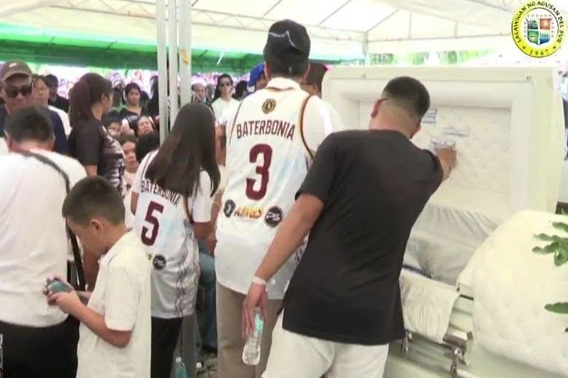 Ateneo player na si Rene Baterbonia inilibing na