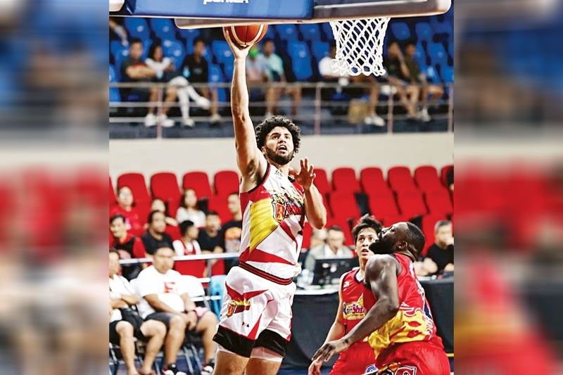 Pirma ni Pangulong Marcos hinihintay
