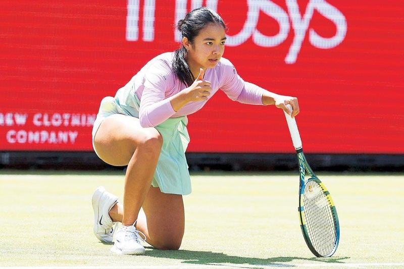 Tennis greats see Alex-Serena duel