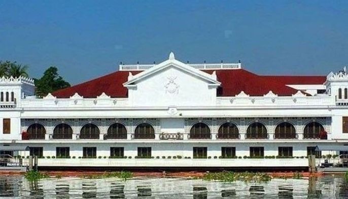 President Marcos declares local holidays