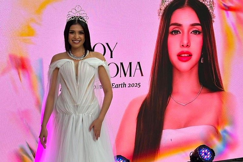 Joy Barcoma takes another farewell walk in ‘Unang Hirit’