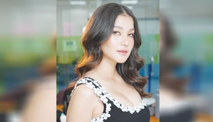 Lexi, mas maligaya na single!