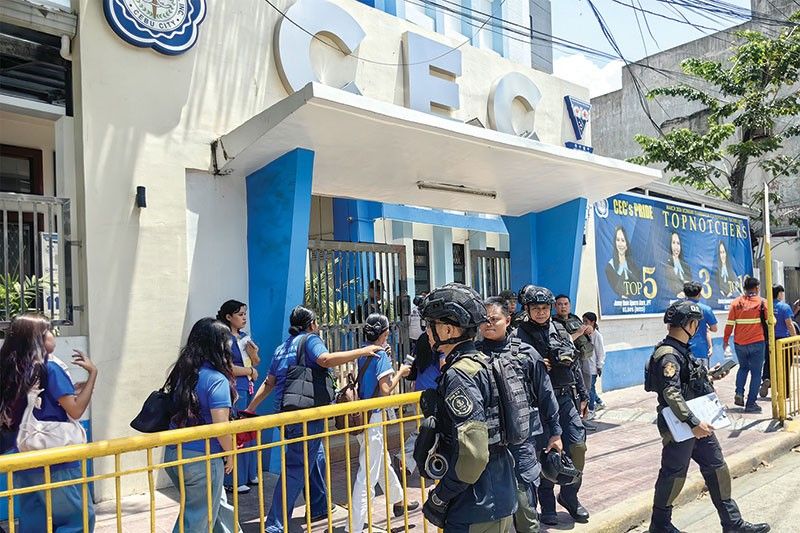 Nanghulgang mamusil sa eskuylahan gipangita  Â