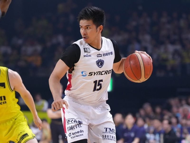 Kiefer Ravena joins Ryukyu Golden Kings in Japan B.League