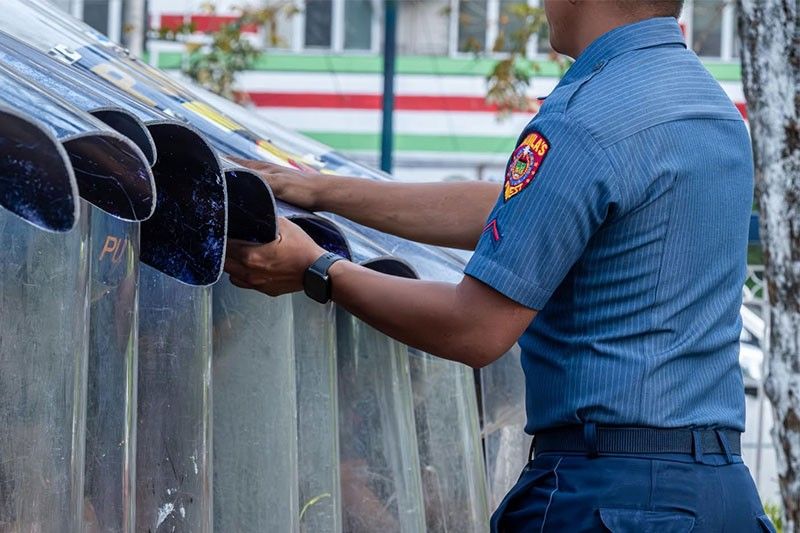 6,000 cops to secure Senate during trial
