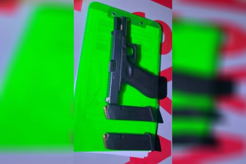 16-anyos nahulihan ng 9mm sa iskul