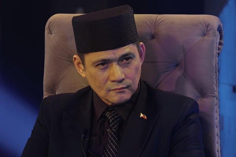 Robin, tsinugi na rin sa Blood...
