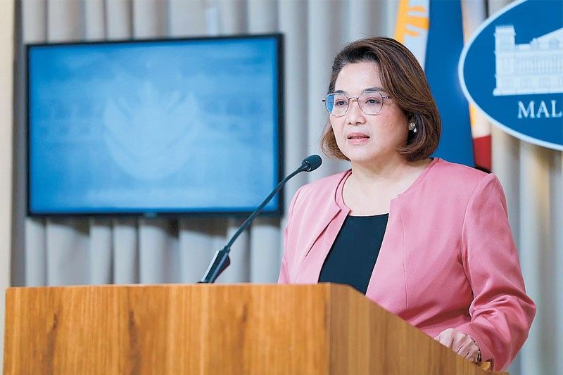 Palace to Dutertes: Stop politicizing impeachment trial