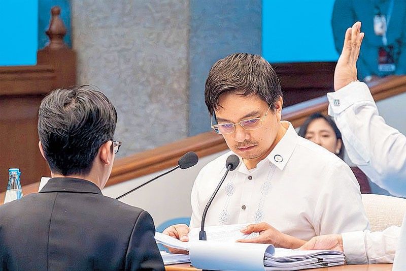 NBI exec: VP threat vs Marcos Jr., FL, Romualdez real