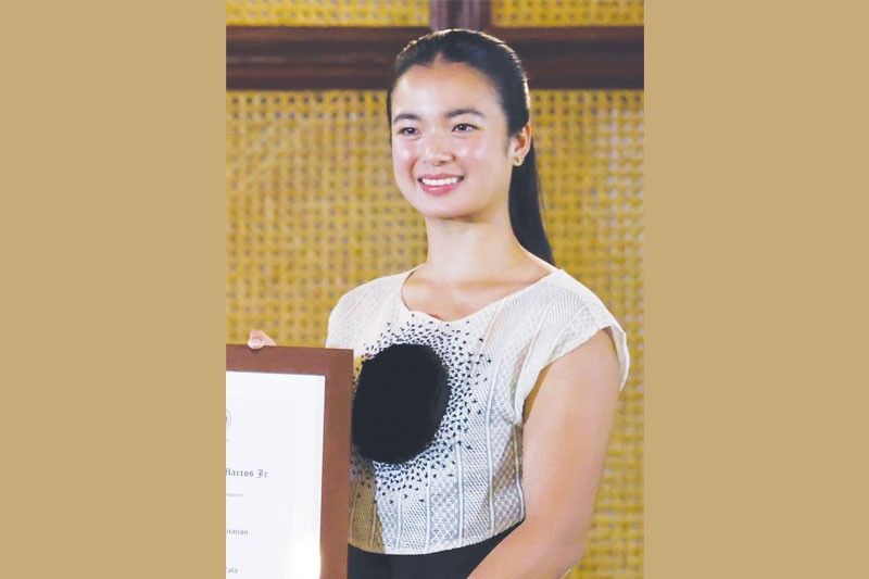 Eala pinag-isa ang mga Pilipino
