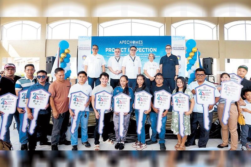 DHSUD, Pag-IBIG turn over 8,000 houses under Expanded 4PH