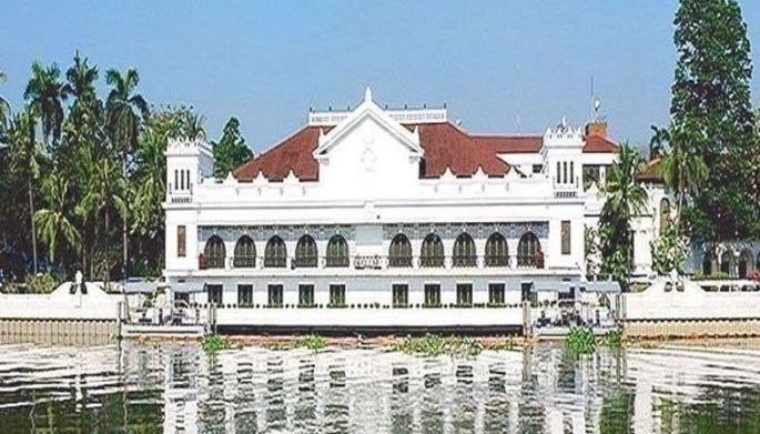 Holidays declared in 5 areas