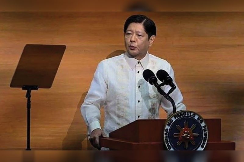 Trust rating ni Marcos nitibugsok