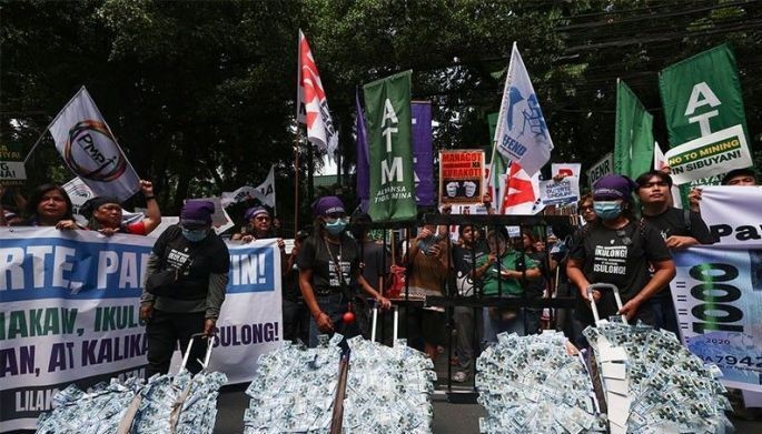 DENR denies releasing pesticide gas vs protesters