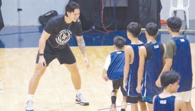 SportsPlus, Dwight Ramos nagdaos ng basketball clinics