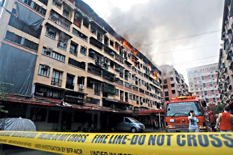 Fires break out in Tondo, Pandacan