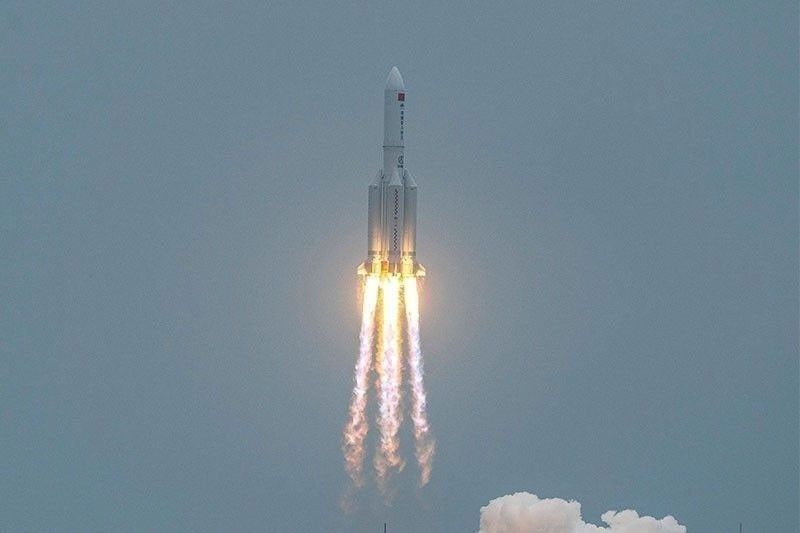 Debris warning out over China rocket launch