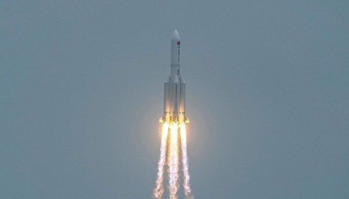 Debris warning out over China rocket launch