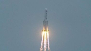Debris warning out over China rocket launch