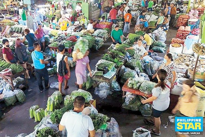 Economists see steady inflation