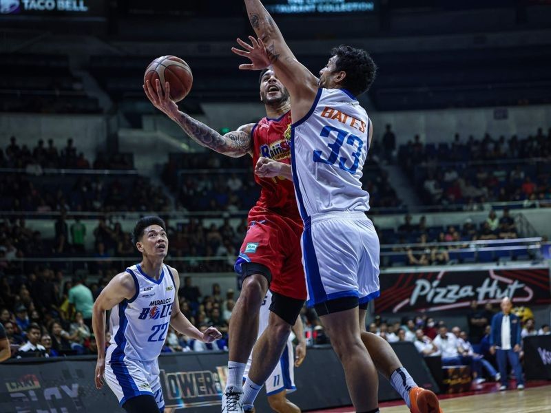 Painters surge, nip Bolts