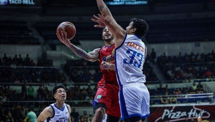 Painters surge, nip Bolts