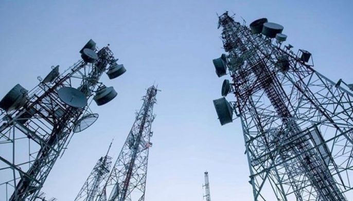 Smart regains footing, ties Dito as best Philippines telco