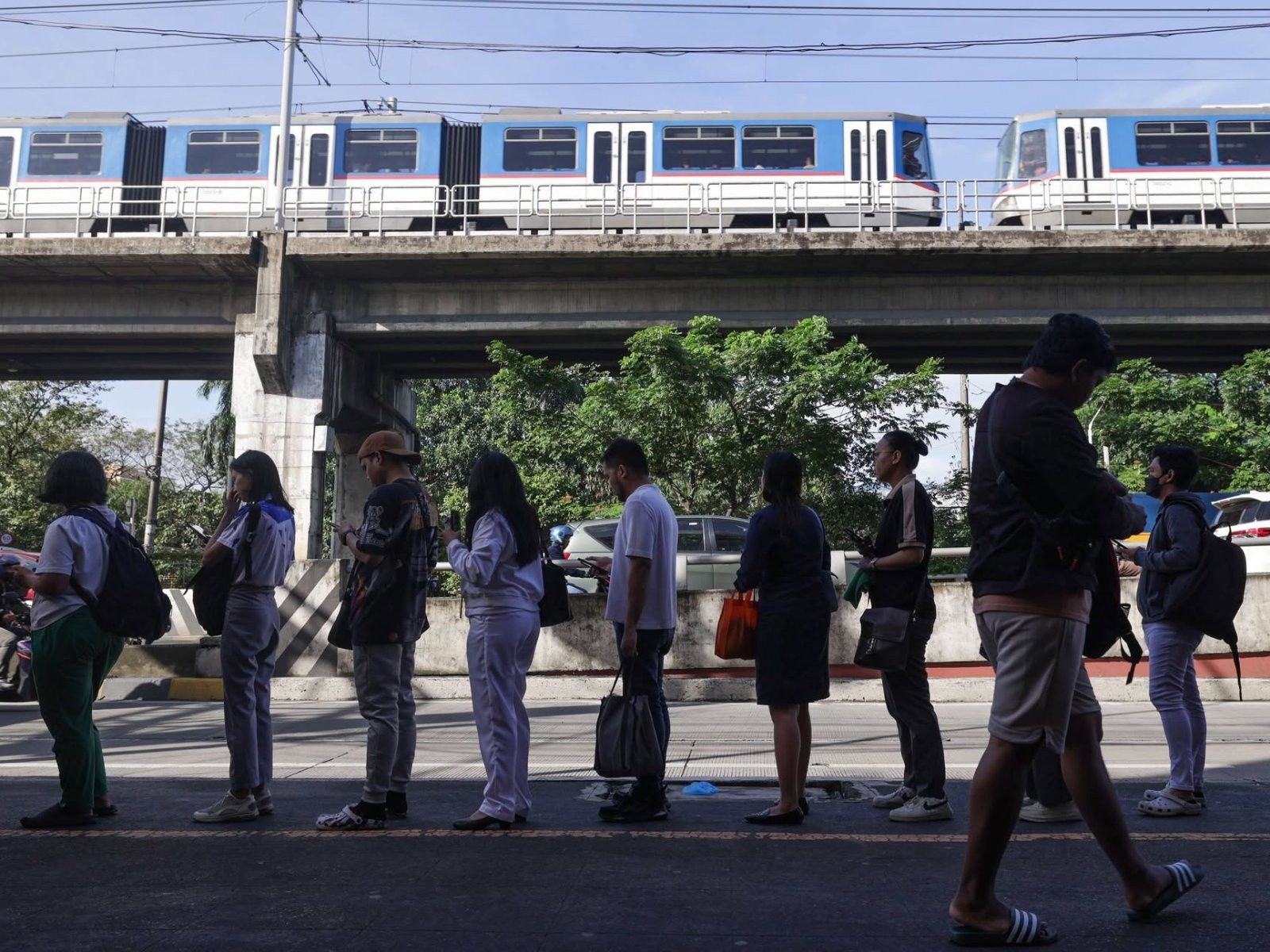Marcos wants tax relief for middle class this year
