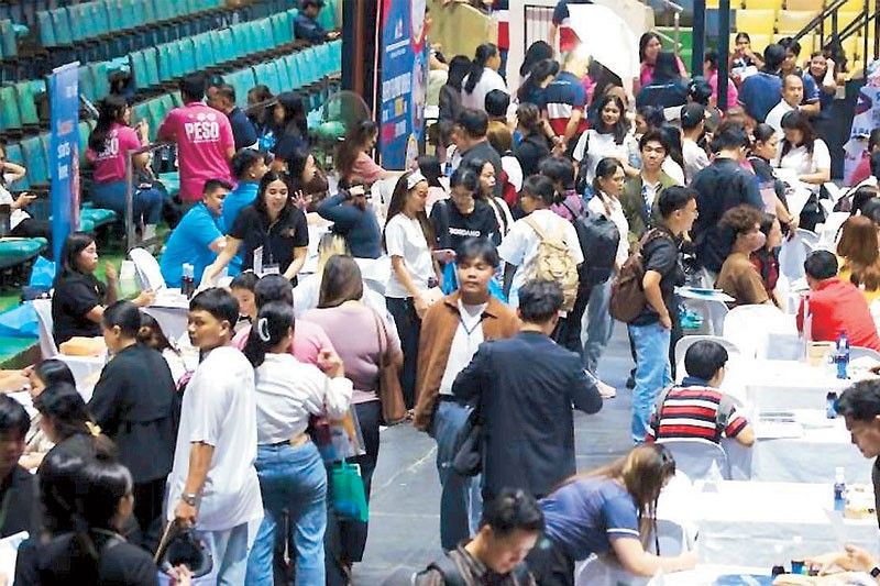 Jobless rate rises to 4.9% in June