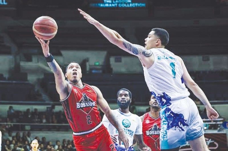 Blackwater nakaganti sa Phoenix