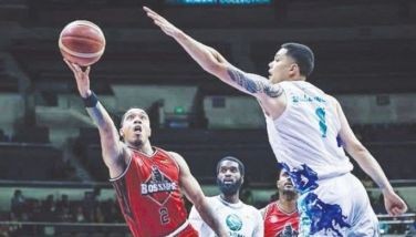 Blackwater nakaganti sa Phoenix