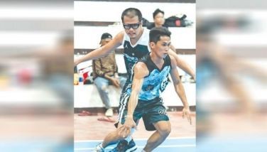 Mix Hoopers kick off campaign on a bright note