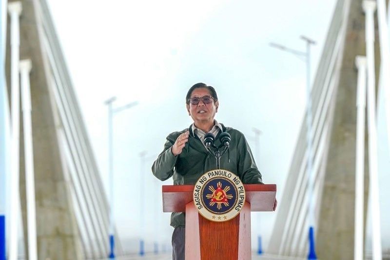 Defensor âutakâ ng destab vs Pangulong Marcos