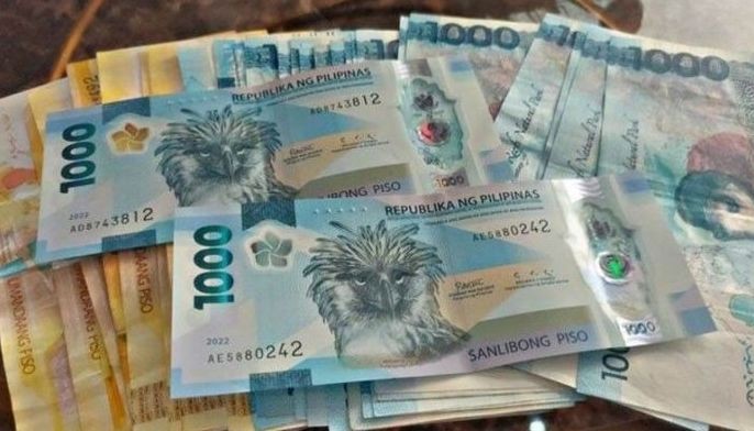 3 ex-rebelde sa Quezon tumanggap ng tig-P65K