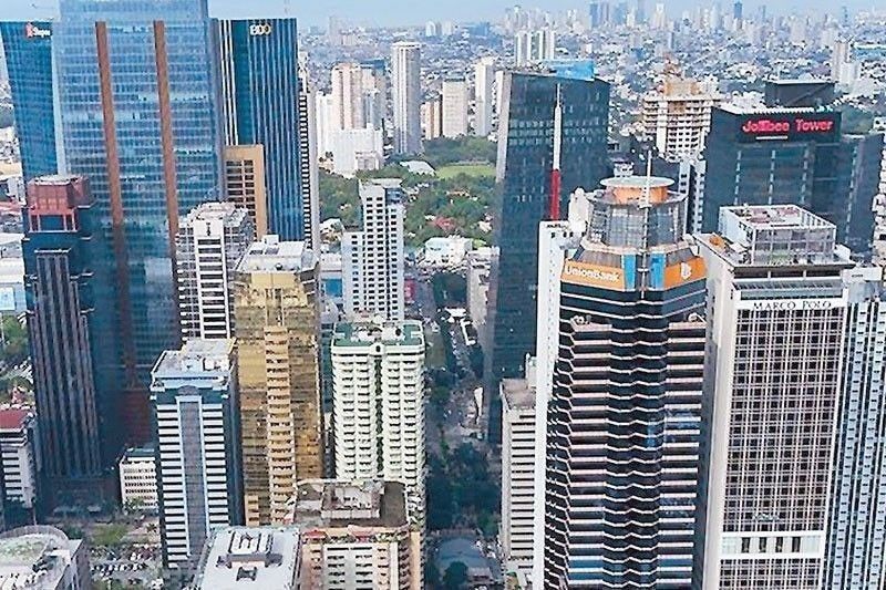 ’Weak Q2 GDP growth eases pressure for BSP rate hike‘