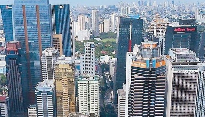 &rsquo;Weak Q2 GDP growth eases pressure for BSP rate hike&lsquo;