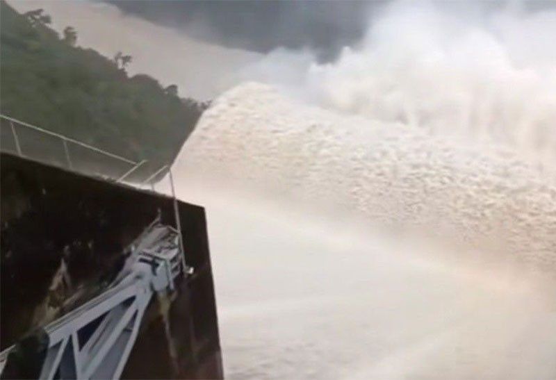 4 Luzon dams release water