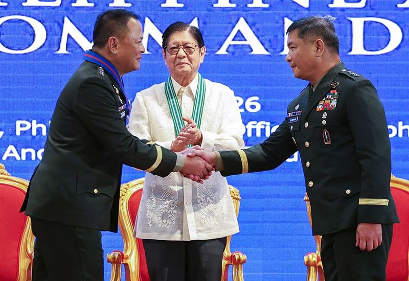 Marcos Instructs New Army Chief to Maintain Readiness