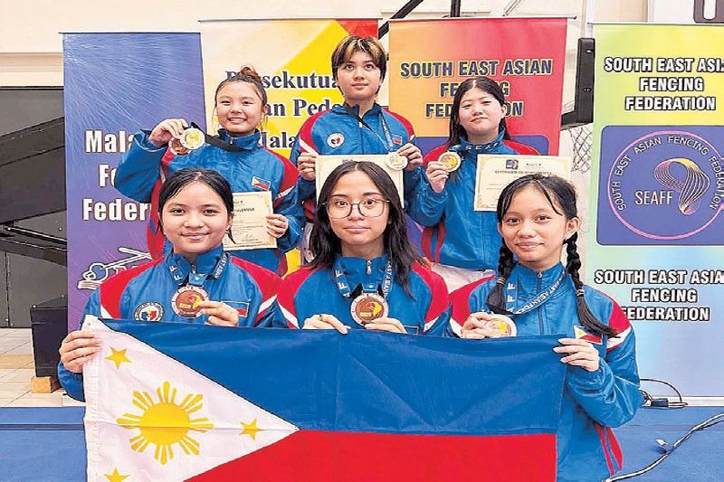 Team Philippines wins two SEAFF golds