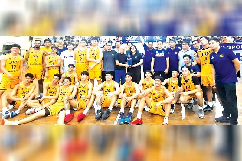 Manila teams dominate