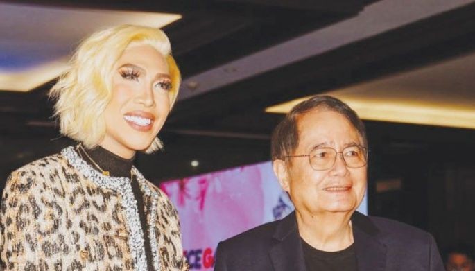 Vice, nilinaw na may basbas ng Kapamilya ang pagpirma niya sa kapatid