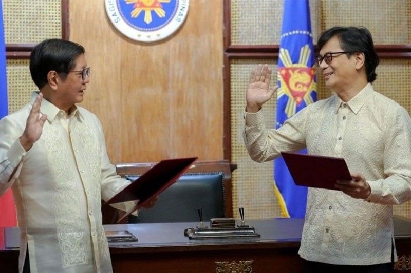 Abalos kinondena pambabastos ng AI data Hub developer