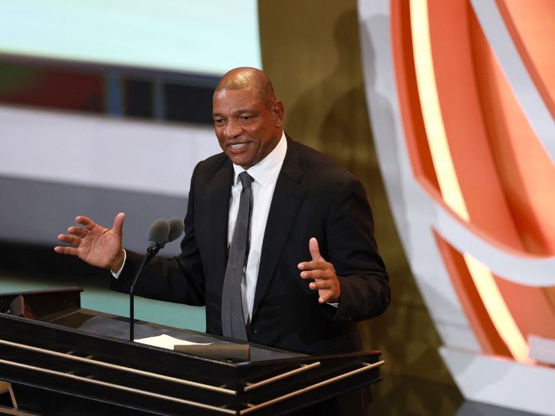 Rivers among nine inducted into Basketball Hall of Fame