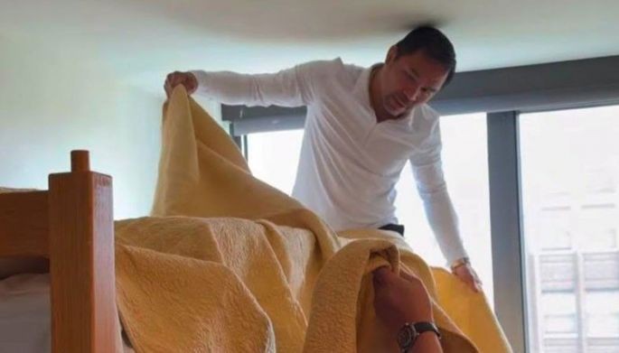 Reality show na ang peg...Manny, napasabak sa pagbi-bedding!