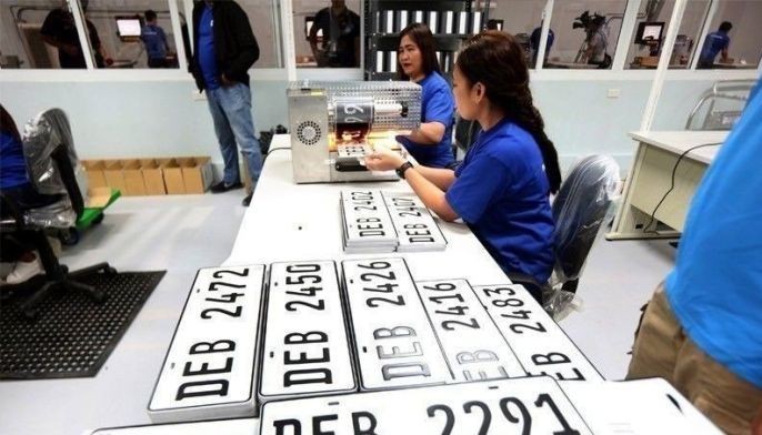 LTO to impound cars with unauthorized improvised plates
