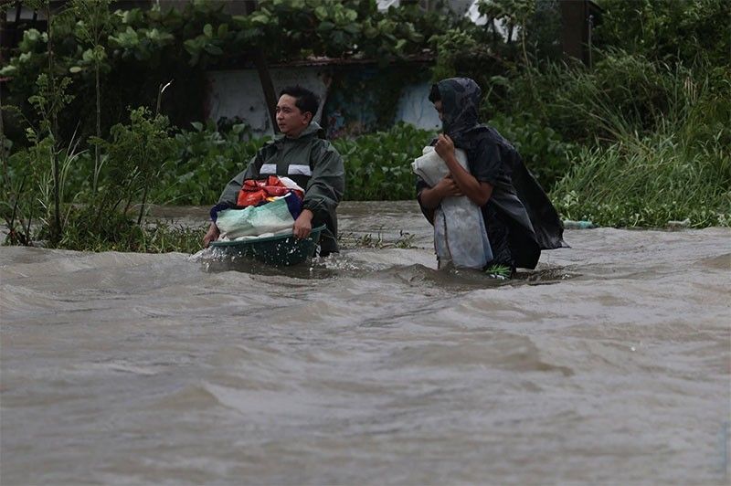 56 barangay sa Oriental Mindoro lubog sa baha