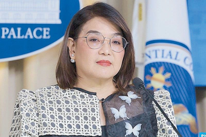 Castro gets flak for remark on teachers
