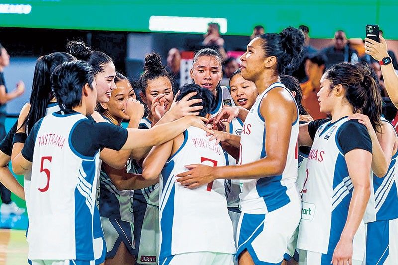 Philippine belles make statement