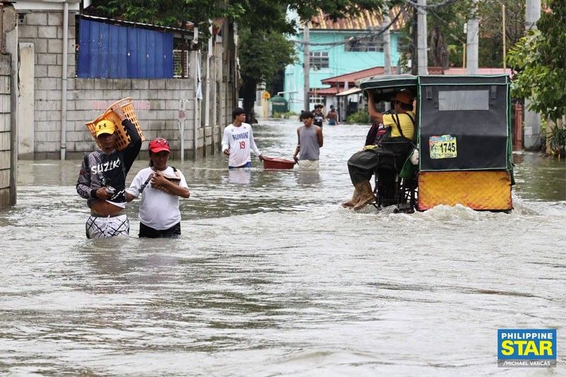 574 lugar sa Luzon, Visayas lubog pa rin sa baha – OCD