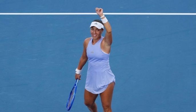Pegula dethrones Swiatek to reach Cincinnati final